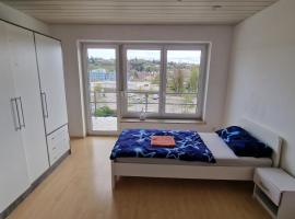 Rooms & Apartments Schwäbisch Gmünd، فندق مع موقف سيارات في شفايبيش غموند