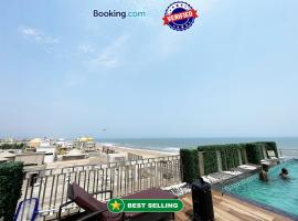 Hotel TBS sea view ! Puri Swimming-pool, fully-air-conditioned-hotel with-lift-and-parking-facility breakfast-included, hotel a Puri