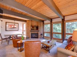 Upscale Condo with Balcony Less Than half Mi to Ski Resort, hotel in Steamboat Springs