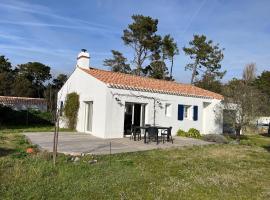 Maison MARE E MOUTIER, hotel v mestu LʼÉpine