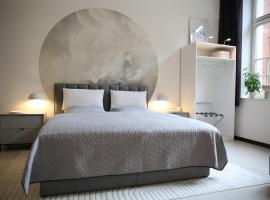 MEOS 3 -Zentrum-Hofblick-Gym-Netflix