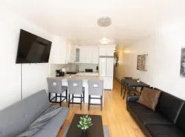Close to NYC - Welcoming & Friendly 2-Bed Home