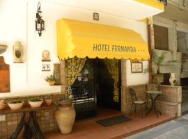 Hotel Fernanda, hôtel à Letojanni