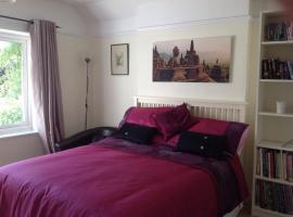 Shepperton Guesthouse، فندق في شيبرتون