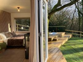 The Cabin in the Woods, casa o chalet en Romsey