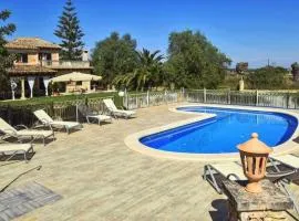 Ferienhaus Costitx mit Pool und Internet für 12 Personen