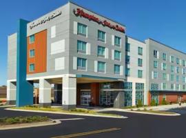Hampton Inn & Suites Fultondale, hotel dekat Bandara Internasional Birmingham-Shuttlesworth - BHM, Coalburg