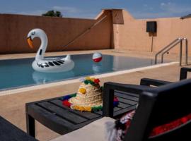 Viesnīca Villa Dar Sarah (private pool and hammam, piscine privée et hammam) Agadirā