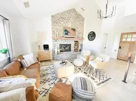 NEW & Luxurious House, hot tub & amazing views