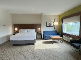 Holiday Inn Express Hotel & Suites Marina, an IHG Hotel, hotell i Marina