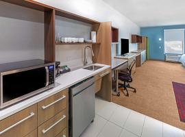 Home2 Suites By Hilton Weatherford，韦瑟福德的附設泳池的飯店