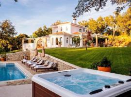 Traumhaftes Ferienhaus mit privatem Pool und Tennisplatz im Herzen Andalusiens, vakantiehuis in Alhama de Granada
