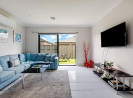 Melton Moments - Cheerful and Breezy Living, vacation home in Melton