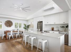 Salty Stays on Stevens St Ocean Views Top Deck