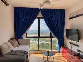 Modern 7-Pax Retreat Steps from IOI City Mall