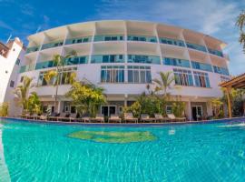 Hotel Rega Suites Guayabitos - Family & Kitchen, hotel v destinaci Rincón de Guayabitos