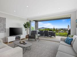 Ocean View Spacious 5BR Retreat for Families, hytte i Auckland