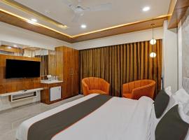 Super Collection O Hotel Alpha One, hotel in Ahmedabad