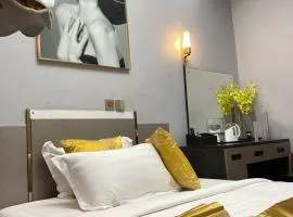 THE DREAMS HOTEL
