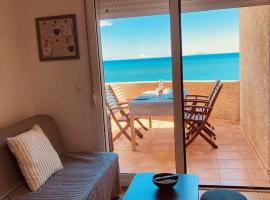 Punta di Mare, appartements comme sur un bateau, appartement à Linguizzetta