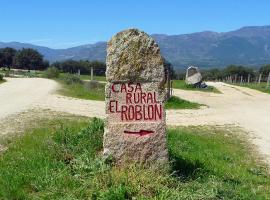 Casa Rural El Roblon, hostal o pensión en Sartajada