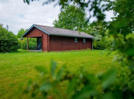 Log cabin in the Baltic Sea resort of Dampland, hotel em Damp