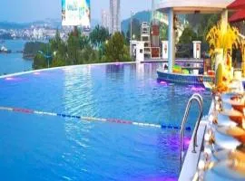 Villa 8 ngủ Beverly Hill - Trung tâm Bãi Cháy
