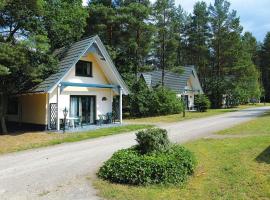 Holiday home in Drewitz with a shared pool, hotel Drewitzben