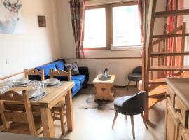 Le Lion dor 2- appartement- 4pers - centre statio, hotel in Les Gets