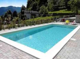 Casa Sonia - Modern Apartment with Pool on Lake Como, hotel in Gera Lario