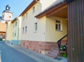 Charming holiday home with natural garden in Kaltennordheim Thuringia, hotel with parking in Unterweid