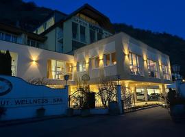 Gartenhotel & Weingut Pfeffel Dürnstein, hotel com spa em Dürnstein