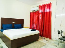 Hotel Green Villa - Anand Vihar, מלון ב-East Delhi, ניו דלהי