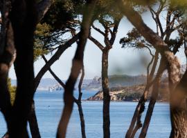 Le Domaine de la mer - Beach hotel Nature&Authenticité Hyères、イエールのホテル