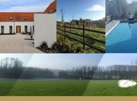 Familie & Vriendenwoning met fantastisch uitzicht, hotell i Ellezelles