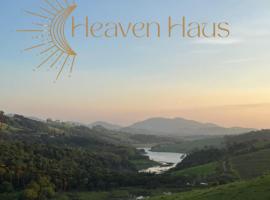 Chalé Heaven Haus, kalnų namelis mieste Žuanopolis