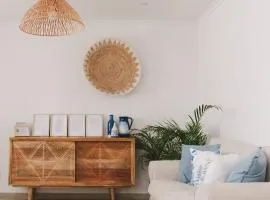 Pure Fonte Velha B&B、ヴィラ・ド・ビスポのビーチ周辺のバケーションレンタル