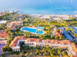 Alaçatı Beach Resort, hotel di Yumru