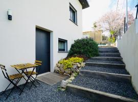 Studio ind&eacute;pendant a 20min des plages