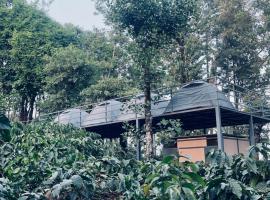 EMs Campsite, ξενοδοχείο σε Jambur