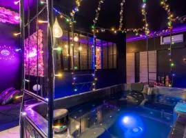 Sweet SECRET'S JACUZZI