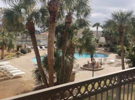 Ocean Club Villa C-208, hotel in Biloxi