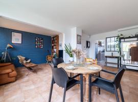 Bright apartment in Lambersart - Welkeys, hotel i Lambersart