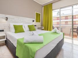 City Life Marina apartment No.28, hotel with parking in Ampavris