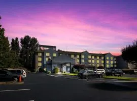 Best Western PLUS Mountain View Auburn Inn