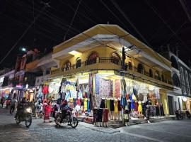 Hostal flor del lago, khách sạn ở Panajachel