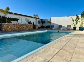 Villa Residencial El Guaidil, holiday rental in Triquivijate