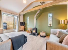 Swallow Barn, pet-friendly hotel in Bigbury on Sea