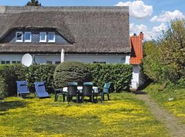 Lovely Apartment In Kloster-insel Hiddense With Kitchen, hotel en Kloster