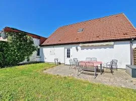 3 Bedroom Cozy Home In Blankensee Ot Watzkend